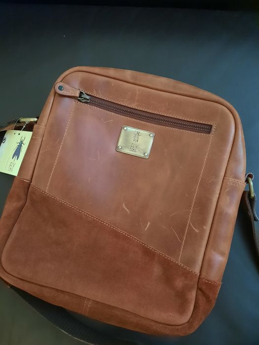 Bolsa/ Carteira Fly London em pele SUPER PROMOÇÃO