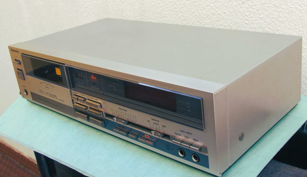 Gravador de Cassetes Technics