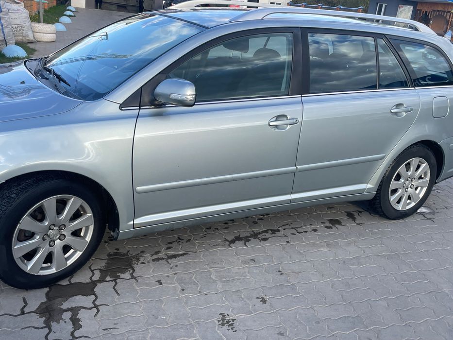 Toyota avensis 2.0 d 4 d