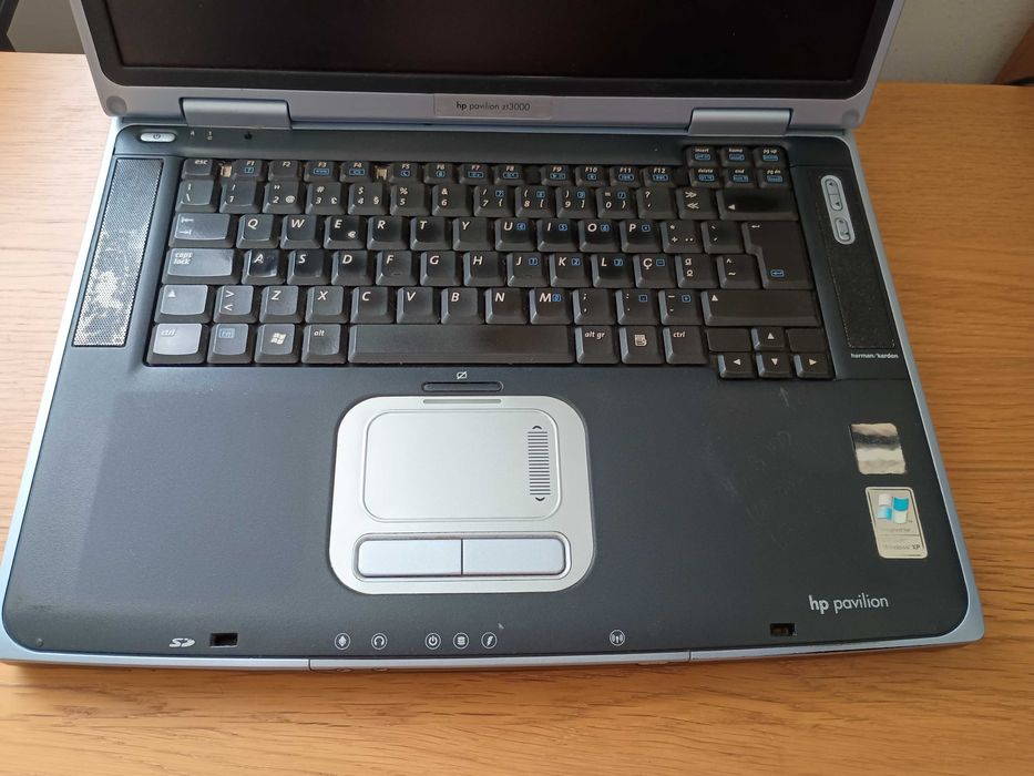 HP Pavilion zt3000 avariado