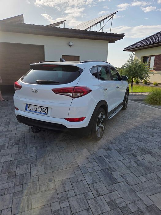 HYUNDAI TUCSON 1.7 CRDi 141 km automat 7DCT | Full opcja | Kamera | Skóra | Navi | 2017