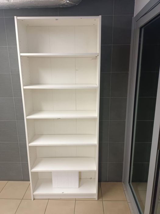 Sprzedam regał do pokoju