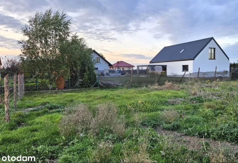 Uzbrojona działka budowlana Grzybiany 25x36m z 2 projektami media 906m