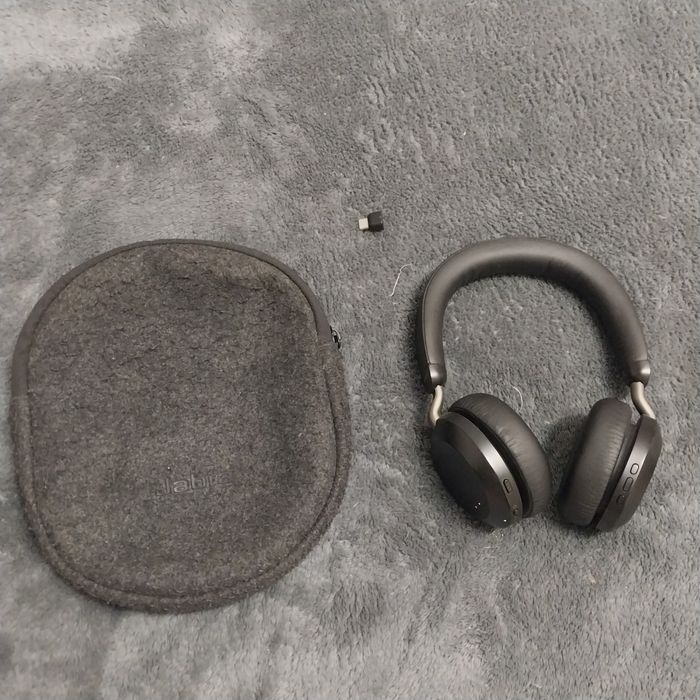 Продам Jabra Evolve2 75