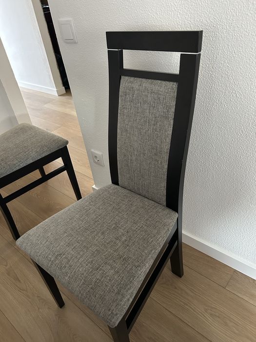 Conjunto de mesa de jantar extensivel e cadeiras