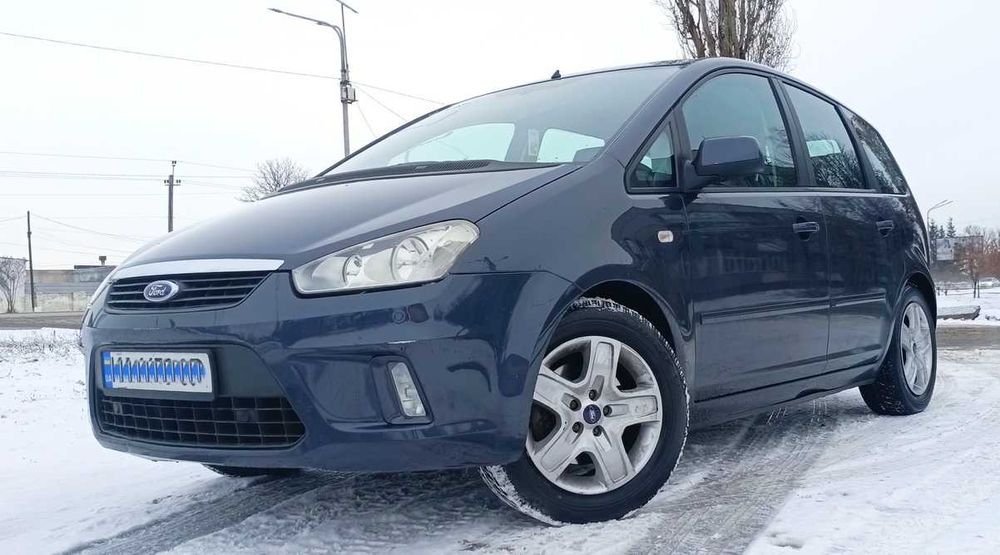 Автомобіль у м. Павлоград! У 2025 привезений зі Швейцарії. По Україні не їздила. Перша реєстрація в Україні. АКПП працює без зауважень, саме АКПП, а не проблемний робот з подвійним счепленням. Мотор повністю обслужено(все по регламенту ТО) і ходову привели у гарний стан(перелік робіт можу повідомити при необхідності)! Є незначні потертості з вмятинами по правій стороні кузова(двері, заднє крило). Невиличку знижку на ремонт зробилю. Салон авто в гарному стані, видно по фото. Встановлено спортивне водійське сидіння