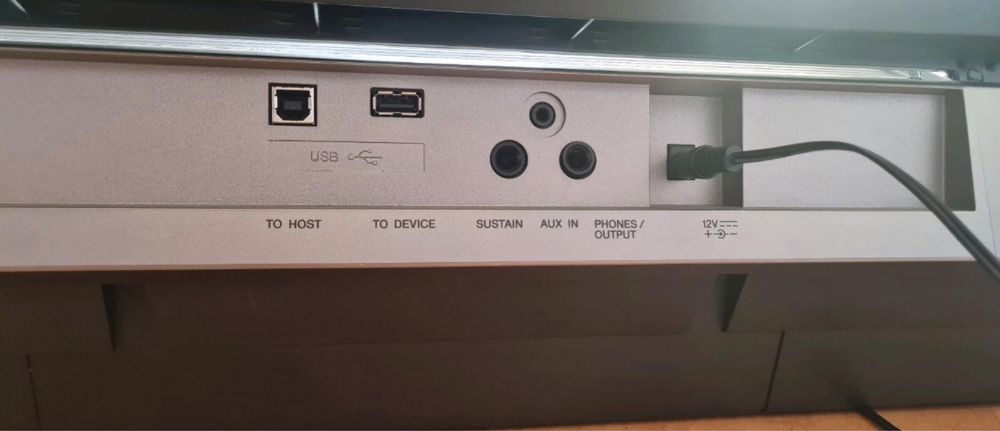 Синтезатор Yamaha psr e 443