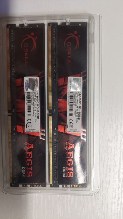 G.Skill Pamięć RAM 8x2(16GB] 3000MHz CL16 1.35v