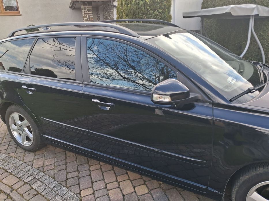 Sprzedam samochód Volvo V50 D2