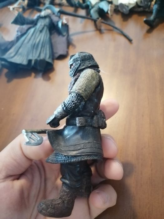 Boneco Gimli senhor dos anéis