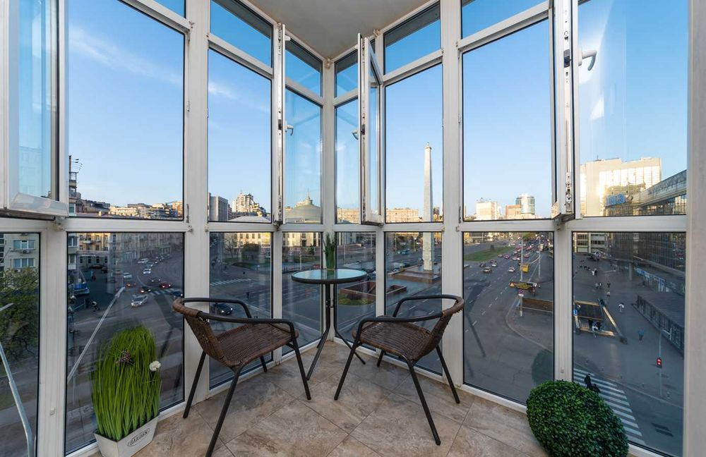 Люкс, 2к пр Перемоги 1, ТРЦ Україна, Охматдит