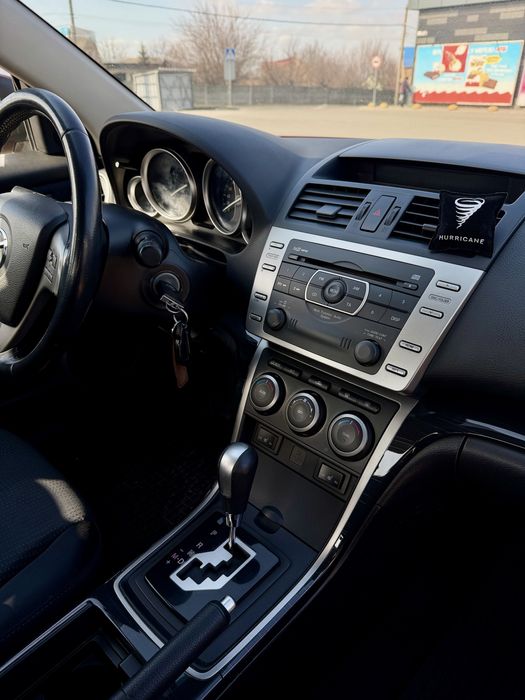 Продам Mazda 6, 2010 року