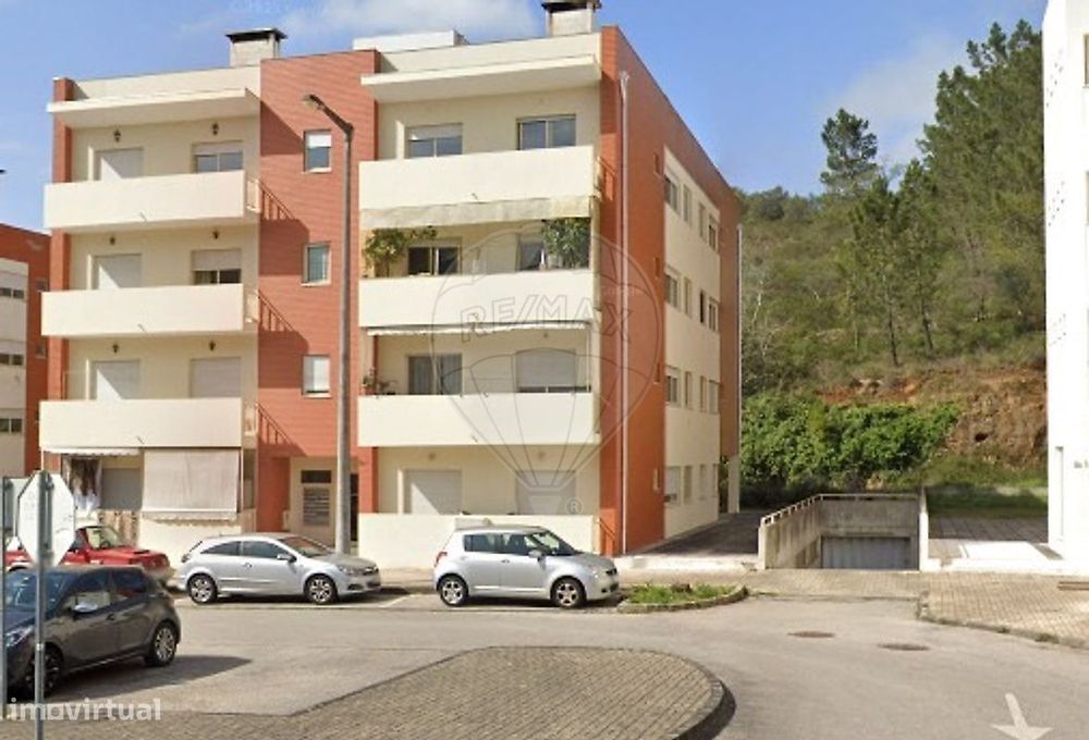Apartamento T4 no Bairro de São Miguel, Eiras  Conforto e Excelente... — Eiras E São Paulo De Frades, Coimbra