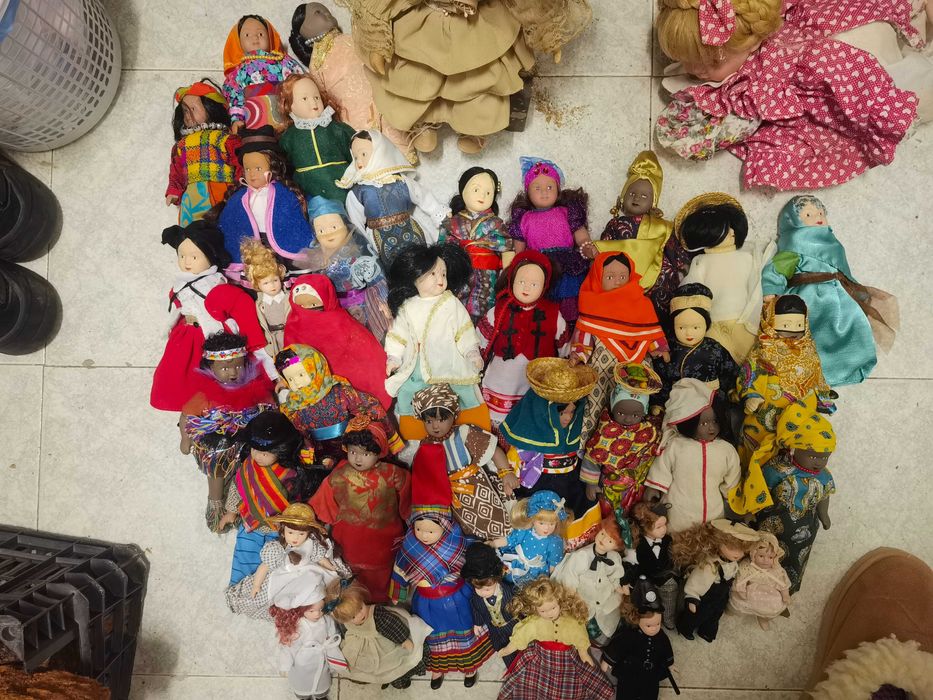 Bonecas de Louça