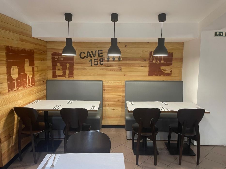 Trespassase Restaurante em pleno funcionamento Av novas
