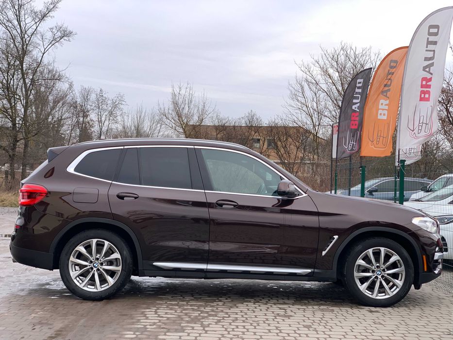 BMW X3 2018 2.0 бензин