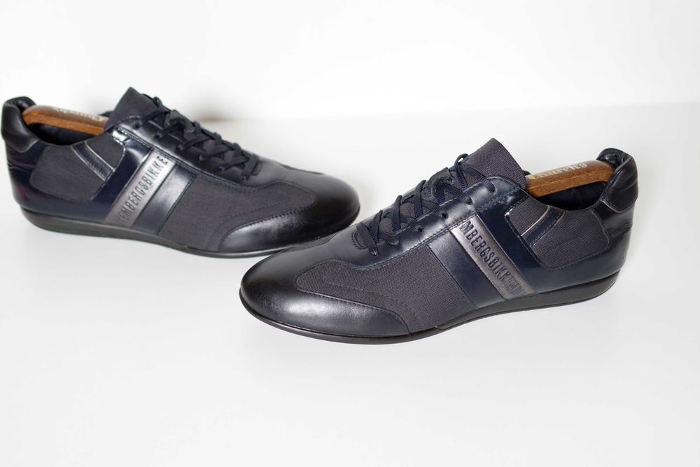 Кросівки Bikkembergs Leather Made Romania 42розм оригінал чудовий стан