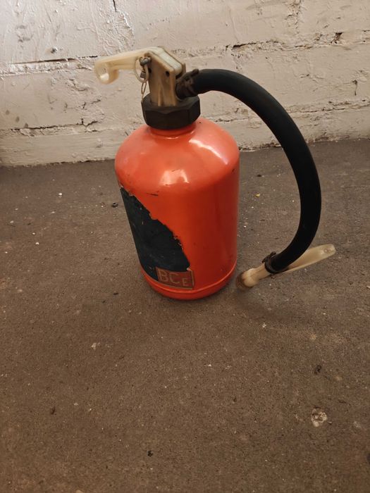 Gaśnica proszkowa GP 12z