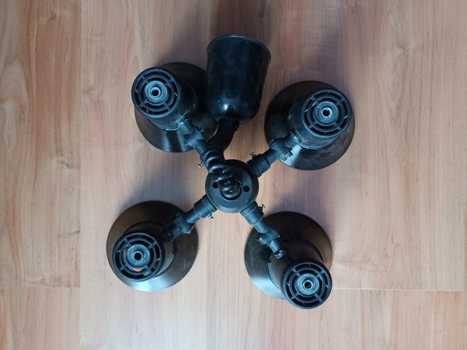 Lampa wisząca. Czarna. 4 x E27