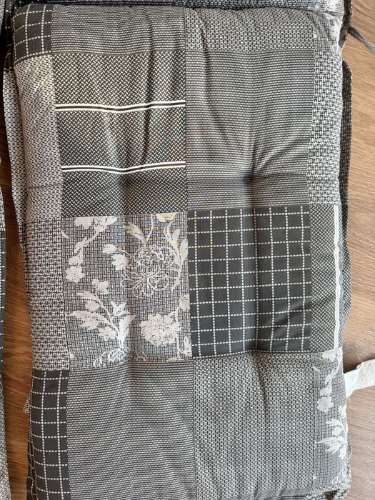 6 almofadas e capas para cadeiras de jardim com encosto alto, pouco usadas.