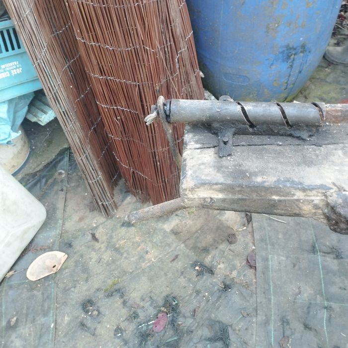 Máquina de fazer redes artesanais