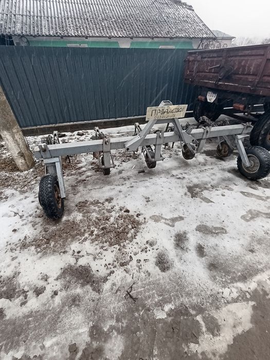 Культиватор міжрядний просапний