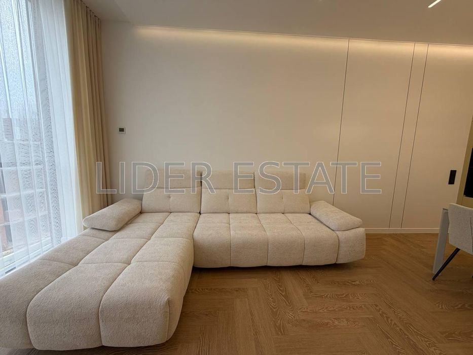 Продаж 2-кімнатної квартири в ЖК Uzh Towers | Слов'янська набережна, Ужгород