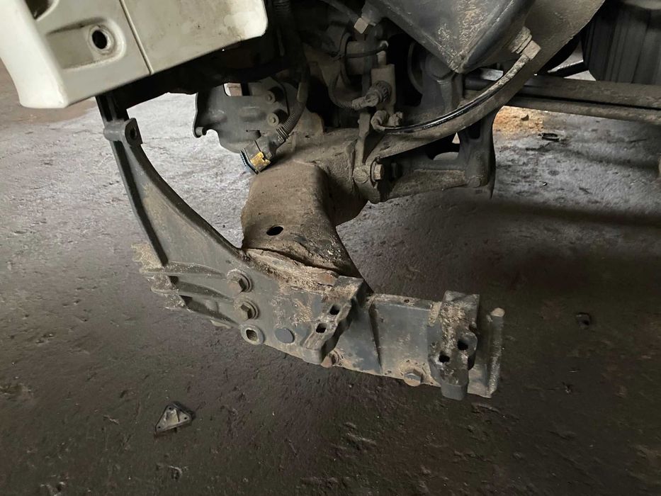 Бампер балка підсилювач бампера DAF XF 106 Euro 6 1907076 1911620