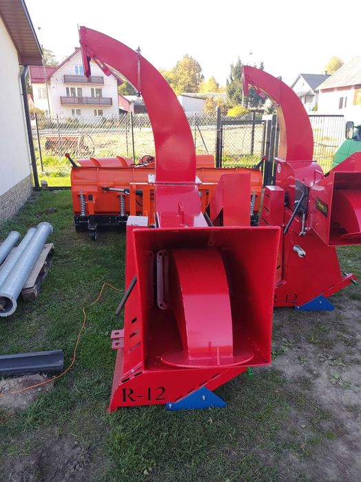 Rębak ogrodowy bębnowy do gałęzi na wom traktorek ciagnik