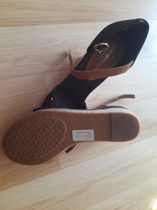 Sandały espadryle na koturnie  . Tommy Hilfiger