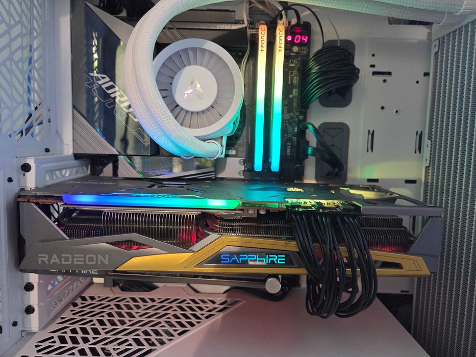 Відеокарта SAPPHIRE RX 6900 XT 16Gb TOXIC Air