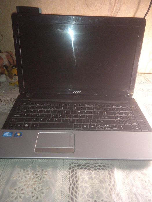 Ноутбук Acer , б\у, в хорошем состоянии.