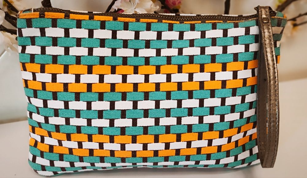 Bolsa como nova em tecido