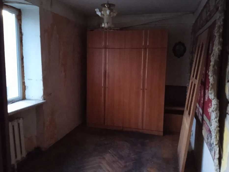 Продається простора 2 кімн квартира на вул. Винниченка