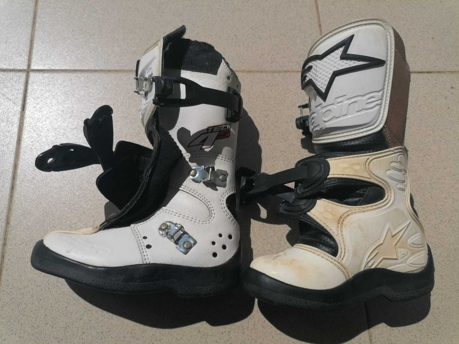 Conjunto Capacete AGV + Botas Apline Stars Junior
