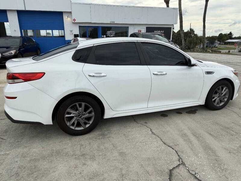 2019 Kia Optima LX