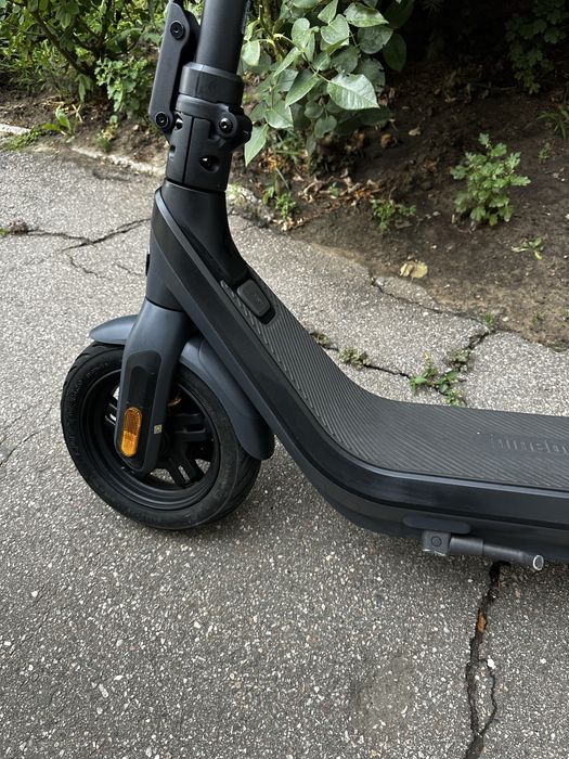 Продам Самокат NINEBOT e2 pro