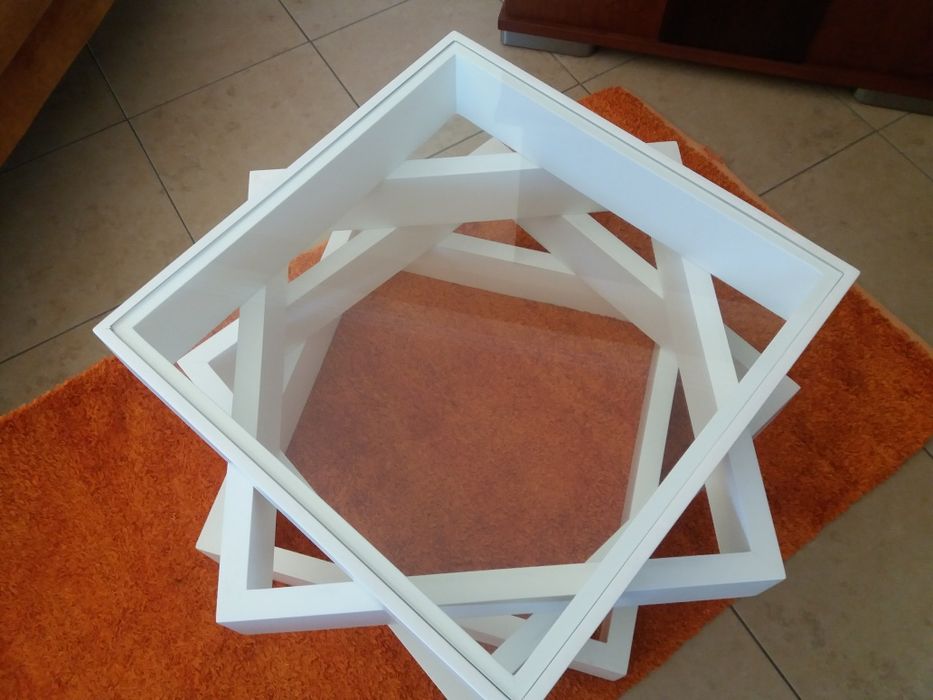 Mesa de centro como nova.