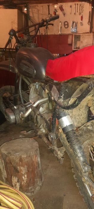 Продам Урал крос