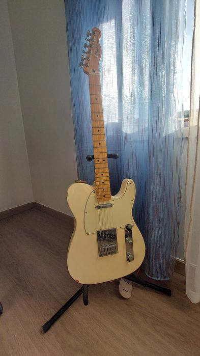 Guitarra Eléctrica Fender Telecaster