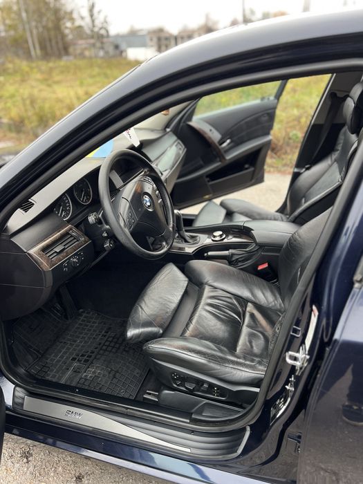 Продам BMW 5 series 2004