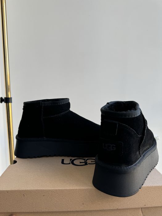 Ugg mini platform фото вживу натуральний замш в наявності олх є