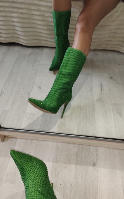 Брендові сапожки з камушками misspap,Англія 26,0