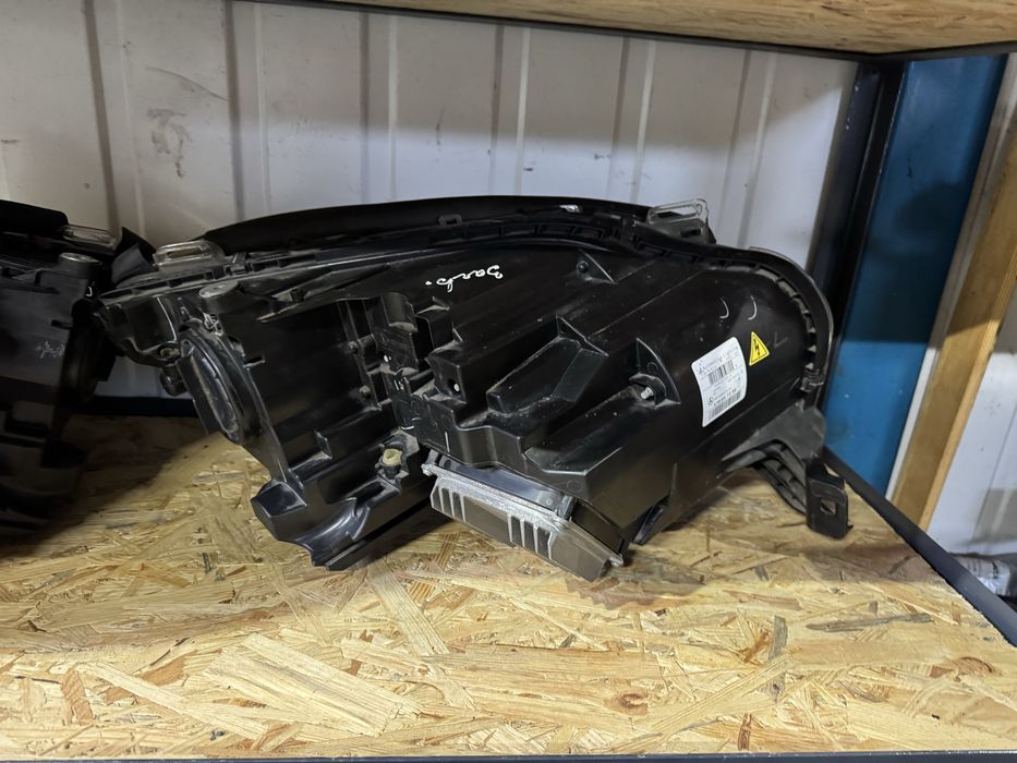 Фари ксенон ILS Mercedes ML W166