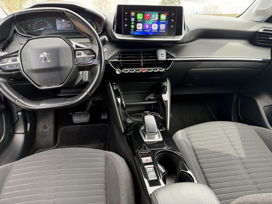 Peugeot  e - 208