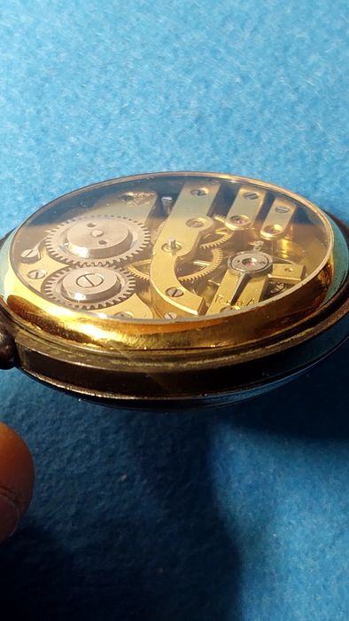 Часы карманные швейцарские механические H.Moser