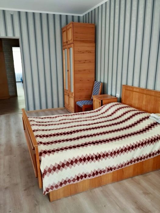 Подобова оренда будинку біля водойми в центрі Кам’янця-Подільського!