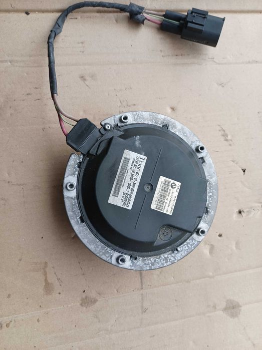 Моторчик вентилятор BMW E60 E61 E63 E65 E66