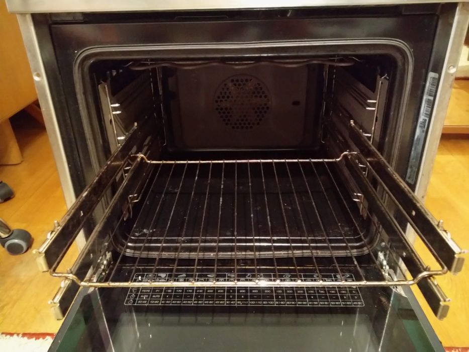 Piekarnik Whirlpool do zabudowy