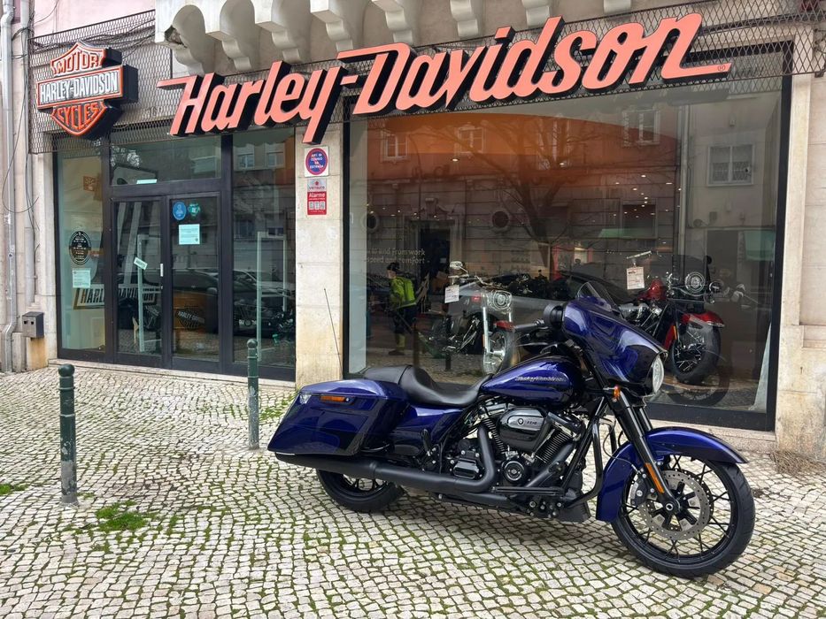 Harley-Davidson Tour  STREET GLIDE SPECIAL